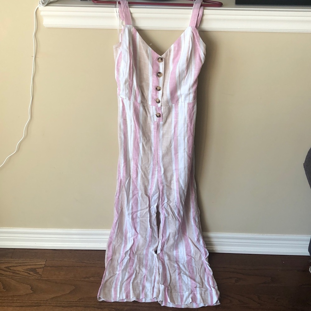 BNWT Linen jumpsuit